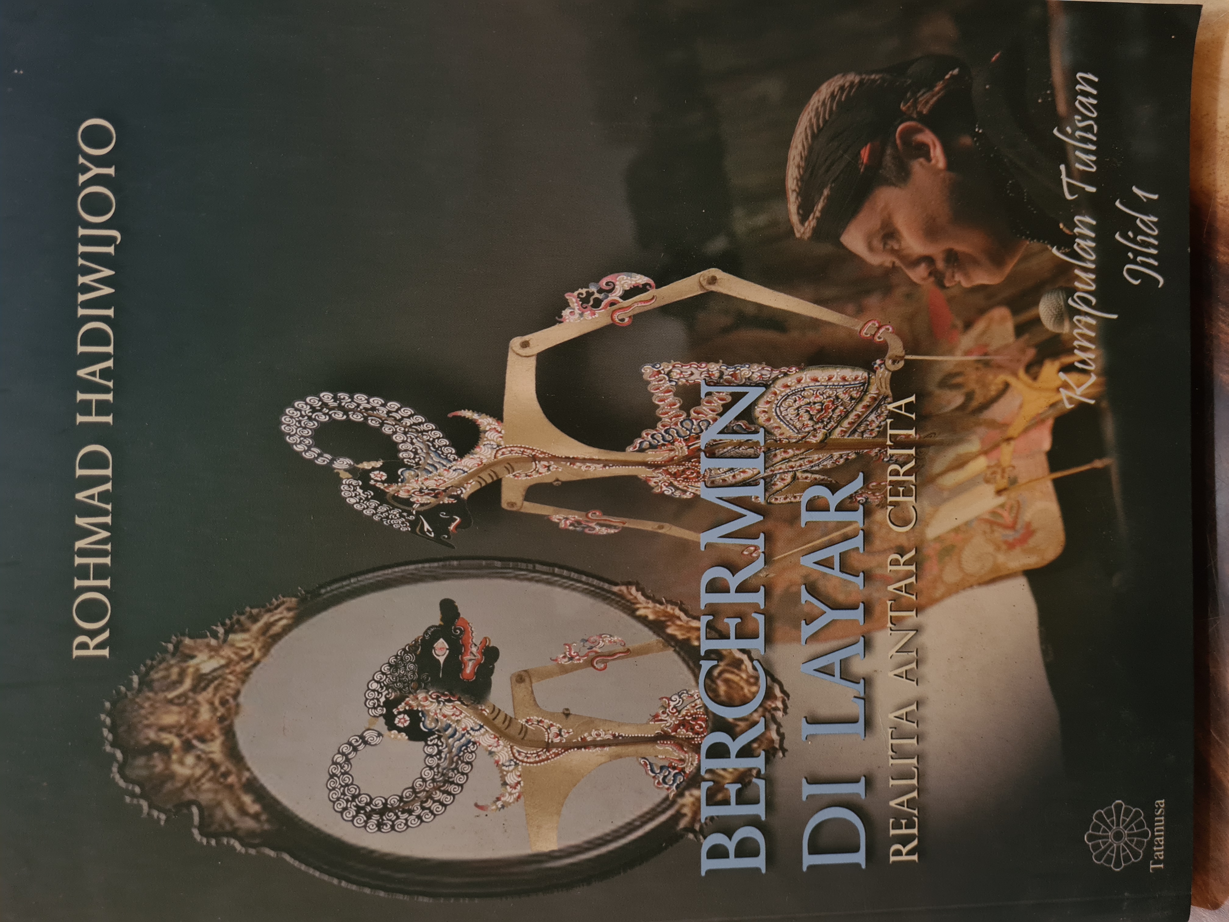 Bercermin di layar