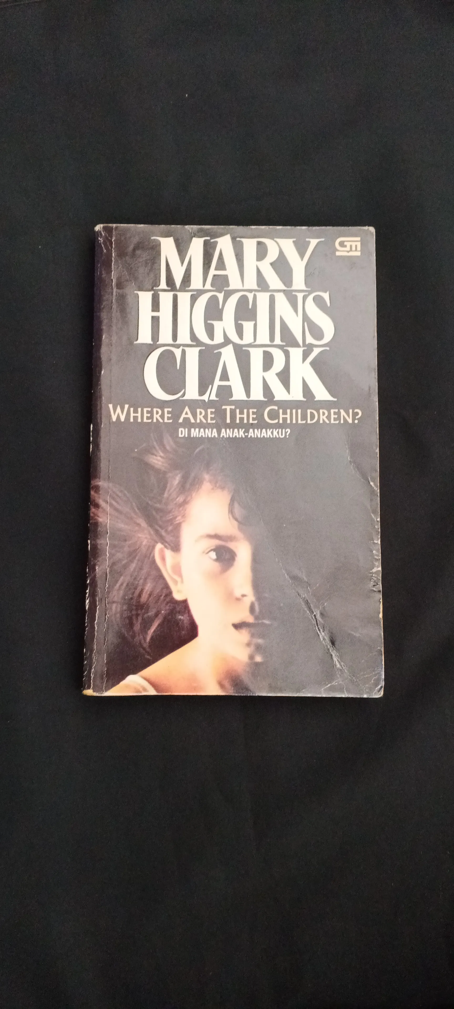 MARY HIGGINS CLARK