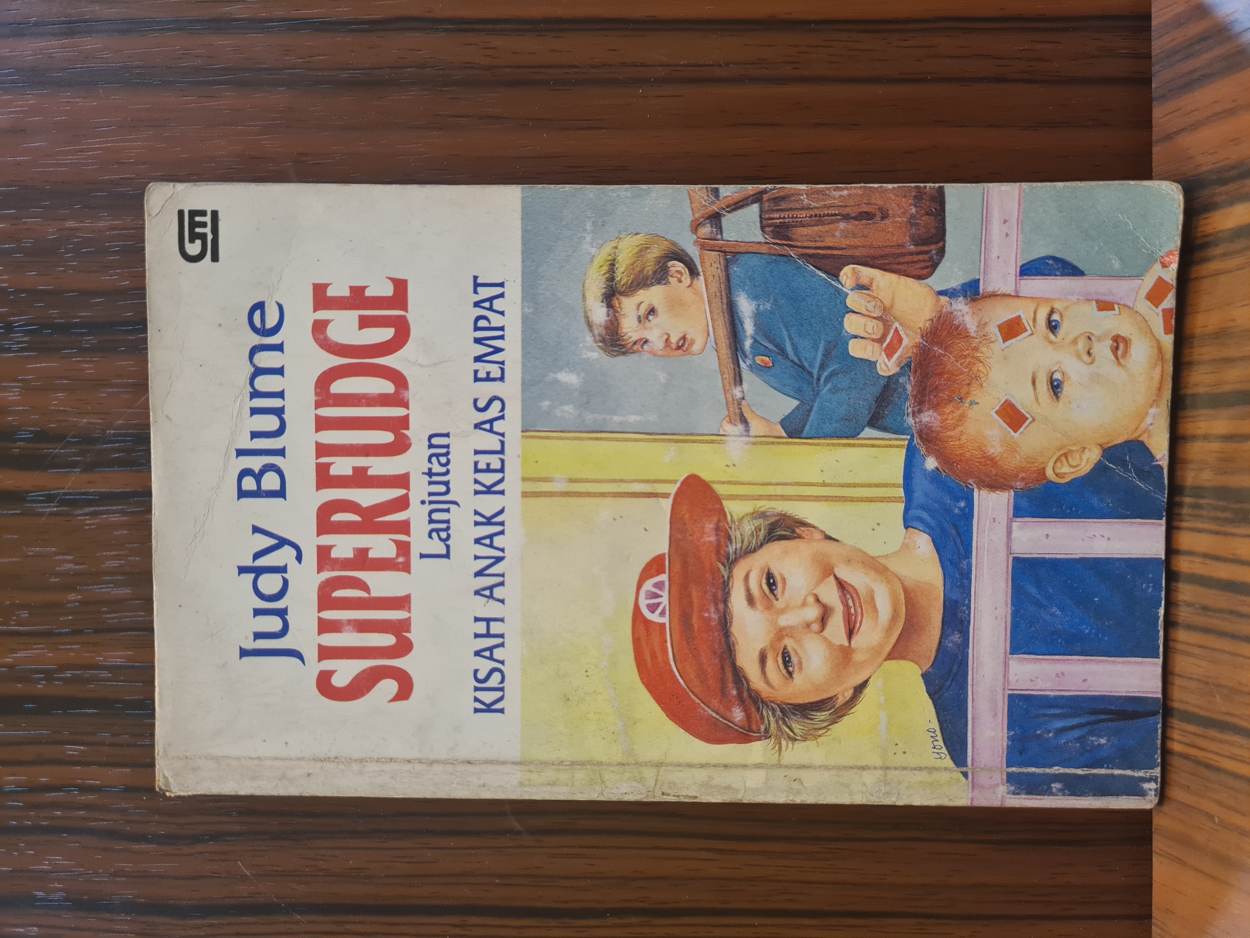 Judy Blume SUPERFUDGE lanjutan KISAH ANAK KELAS EMPAT
