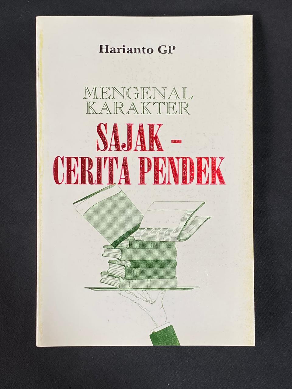 Mengenal Karakter Sajak - Cerita Pendek