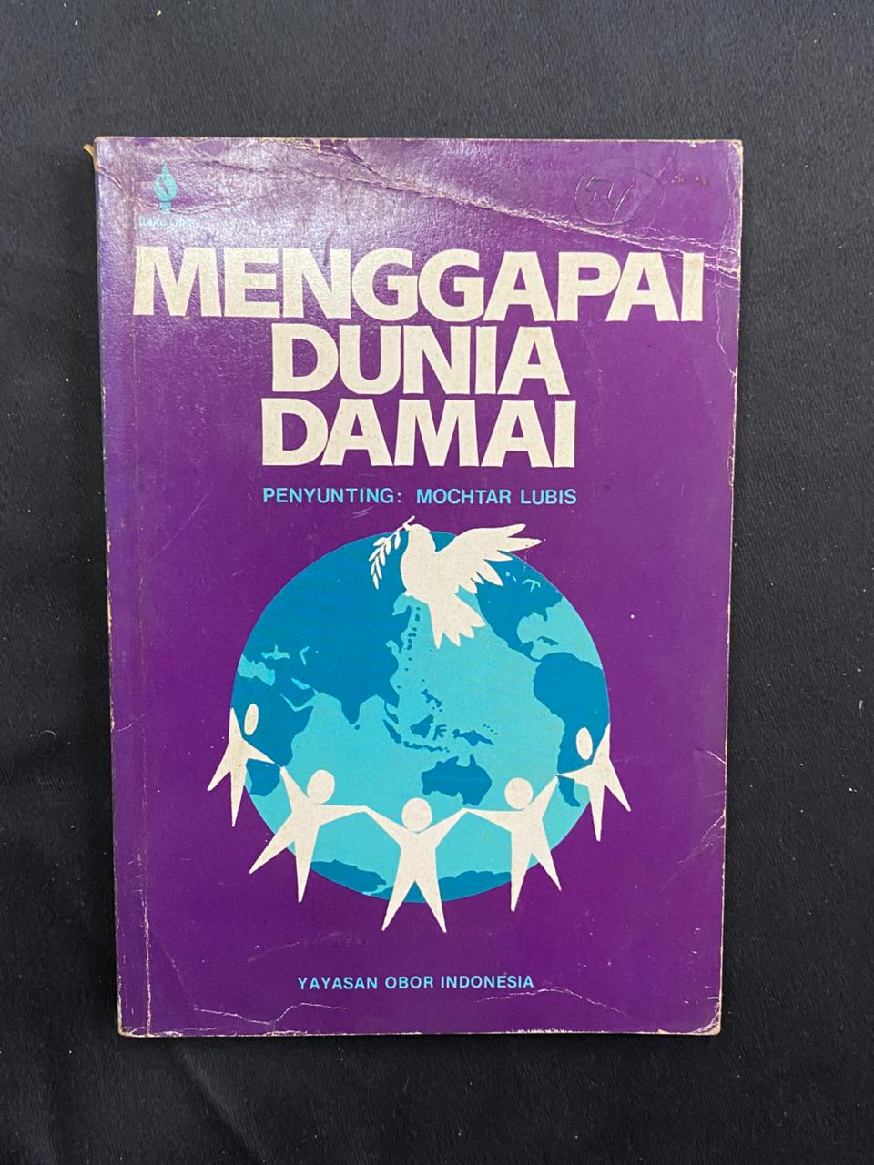 Menggapai Dunia Damai