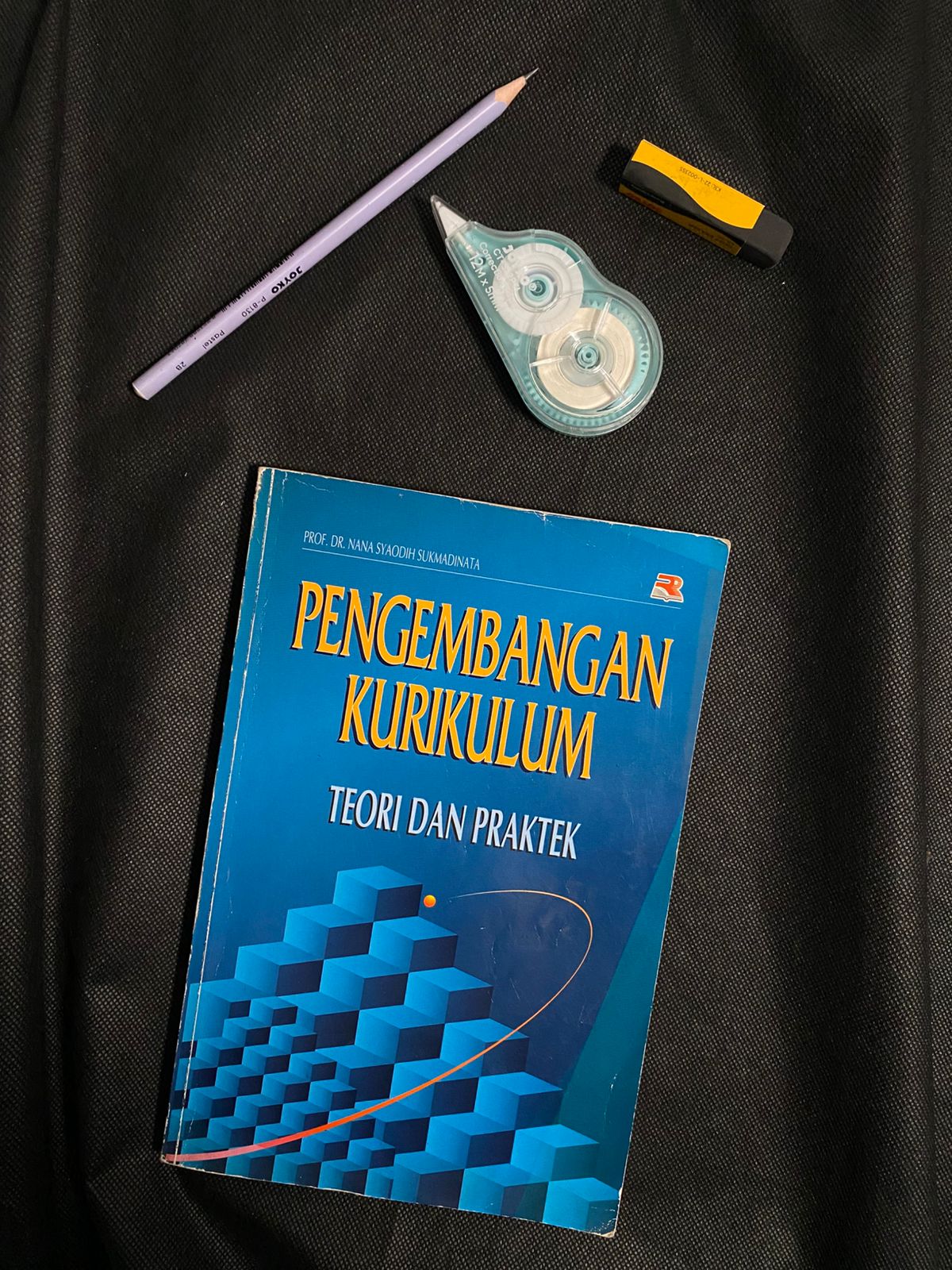 Pengembangan Kurikulum: Teori Dan Praktek
