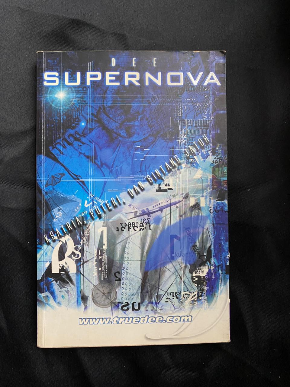 Supernova: Ksatria, Puteri, Dan Bintang Jatuh