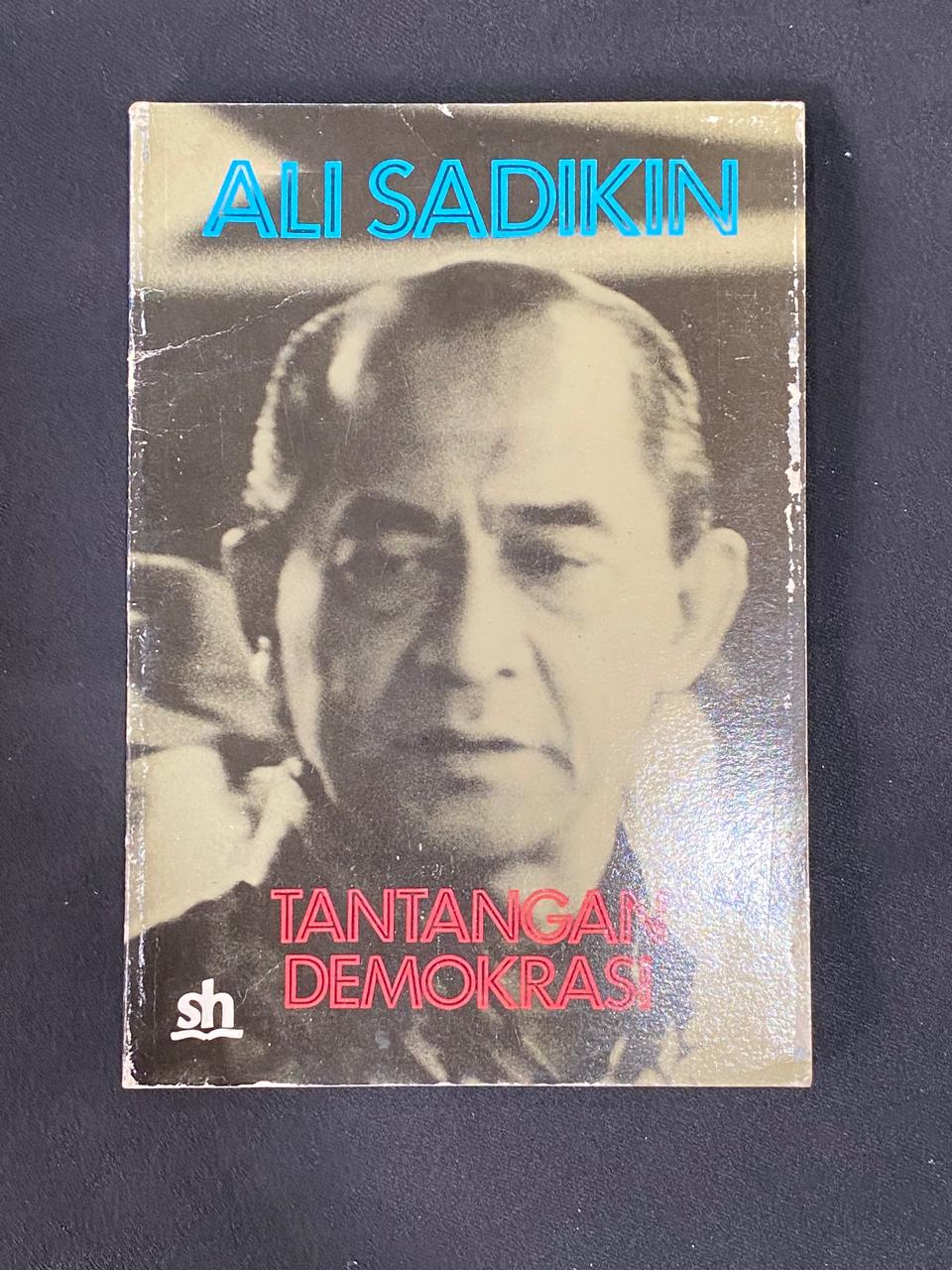 Tantangan Demokrasi