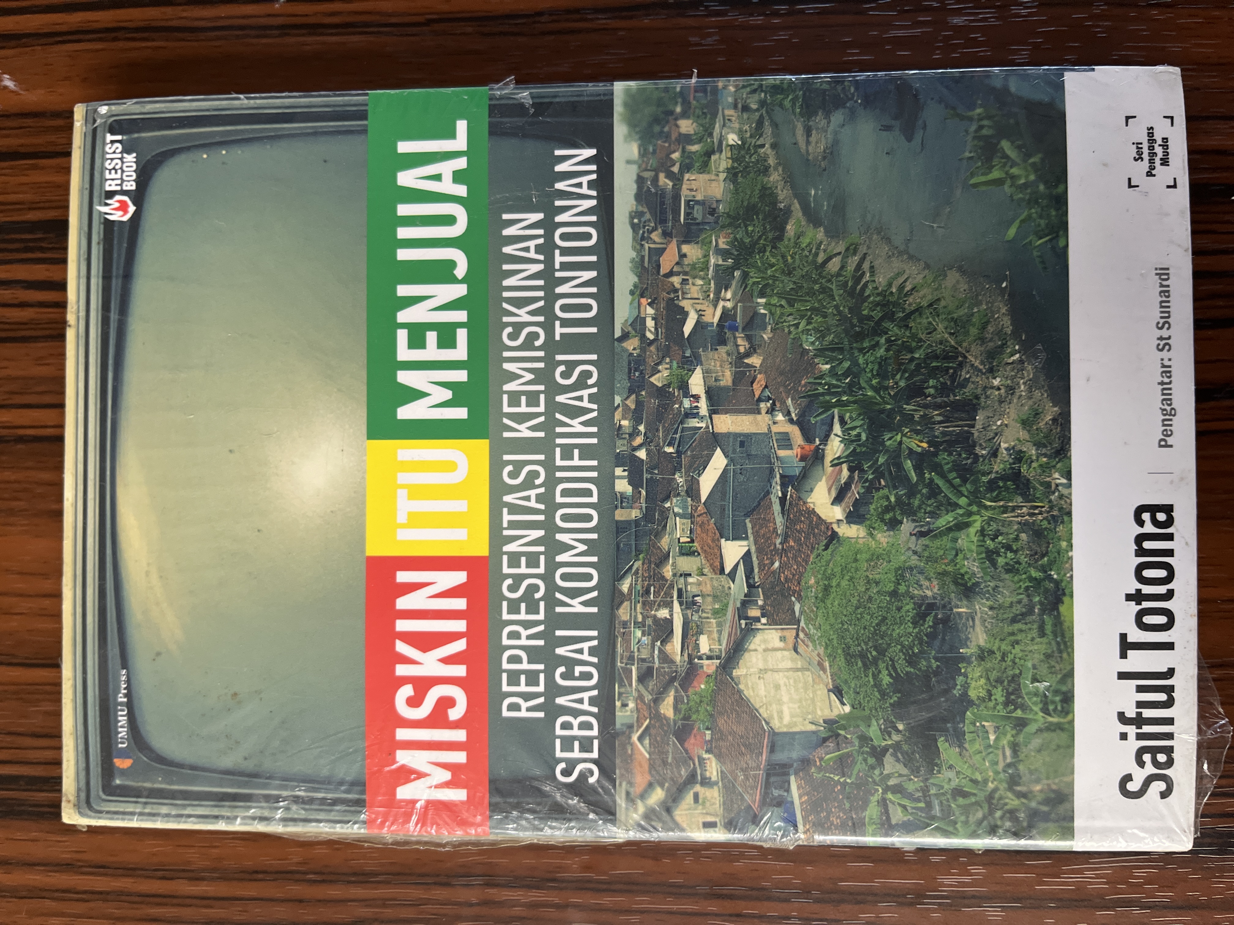 MISKIN ITU MENJUAL
